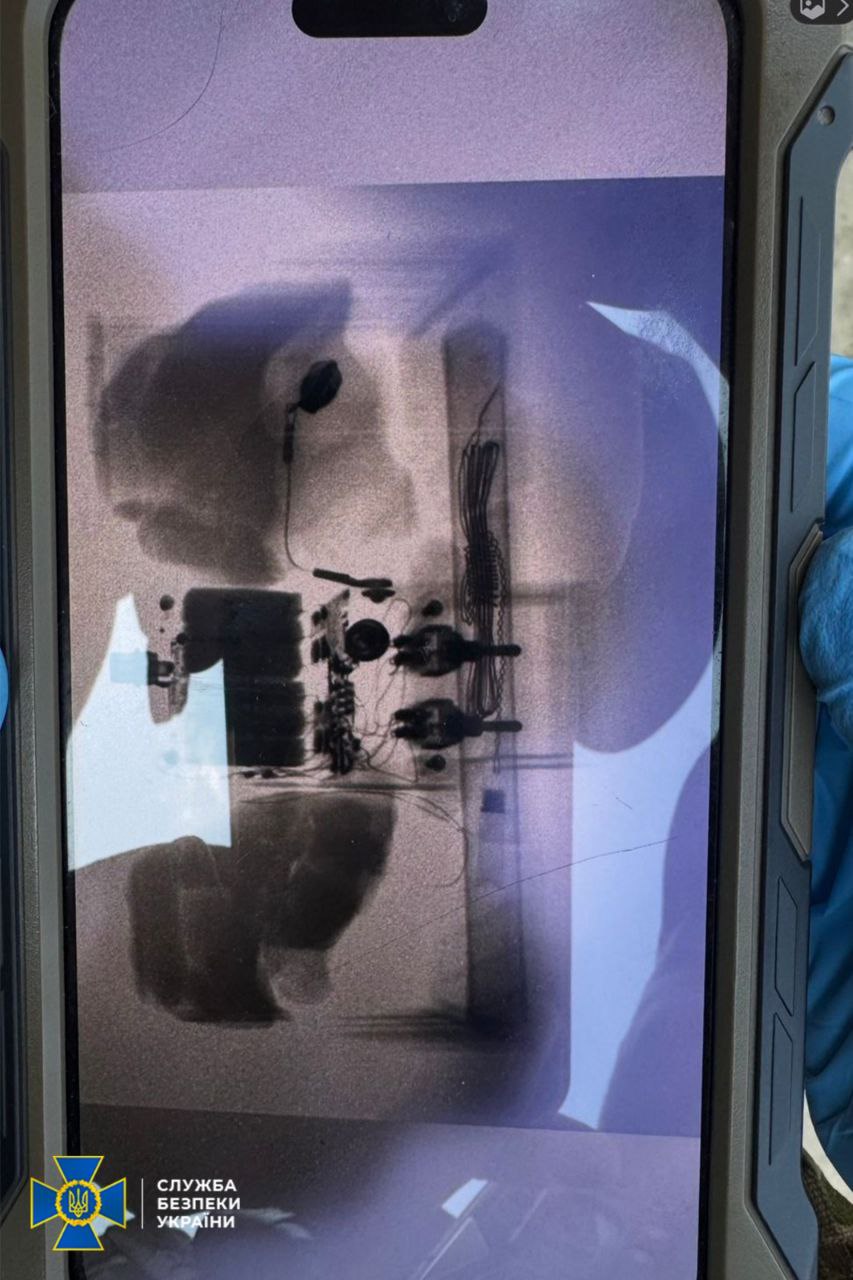 Готував теракти у чотирьох регіонах України: СБУ затримала російського агента 